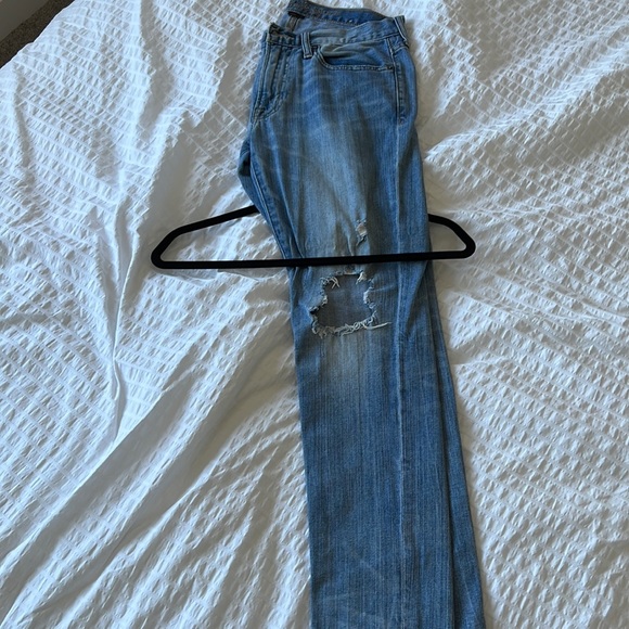 American eagle ripped jeans. Good condition - Picture 1 of 1